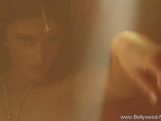 Indian babe Tries the Most Powerful Ritual: Free HD xxx video ea