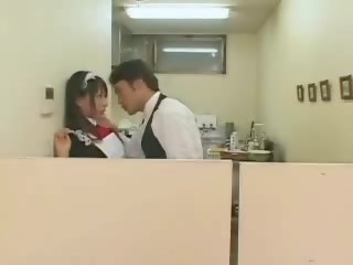 Jepang chef cook fuck two maids vid