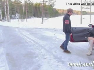 Monicamilf s mobil breakdown di itu norwegia winter