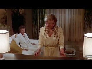 Bo derek - clasic nud & costum de baie scene - 10 (1979)