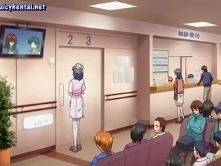 Prsatá anime zdravotní sestra olizuje velký putz